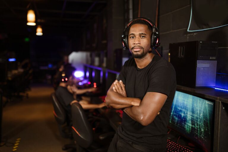 Qu&rsquo;est-ce qui fait le succès des sportifs professionnels dans l&rsquo;esport ?